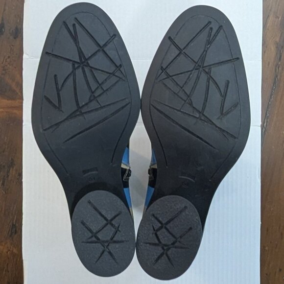 Leather, low-heeled boots - Size 38, 3 colours. Striking, practical, fun. - Picture 6 of 8